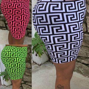 MEANDER PRINT BIKER SHORTS